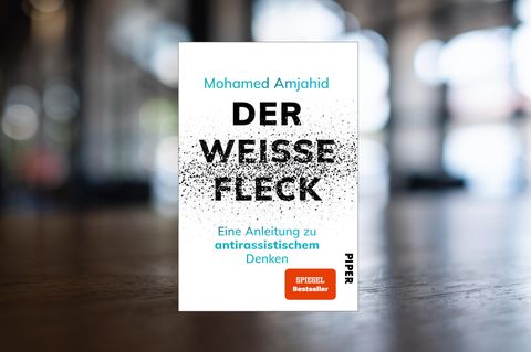 Cover: "Der weiße Fleck" von Mohamed Amjahid