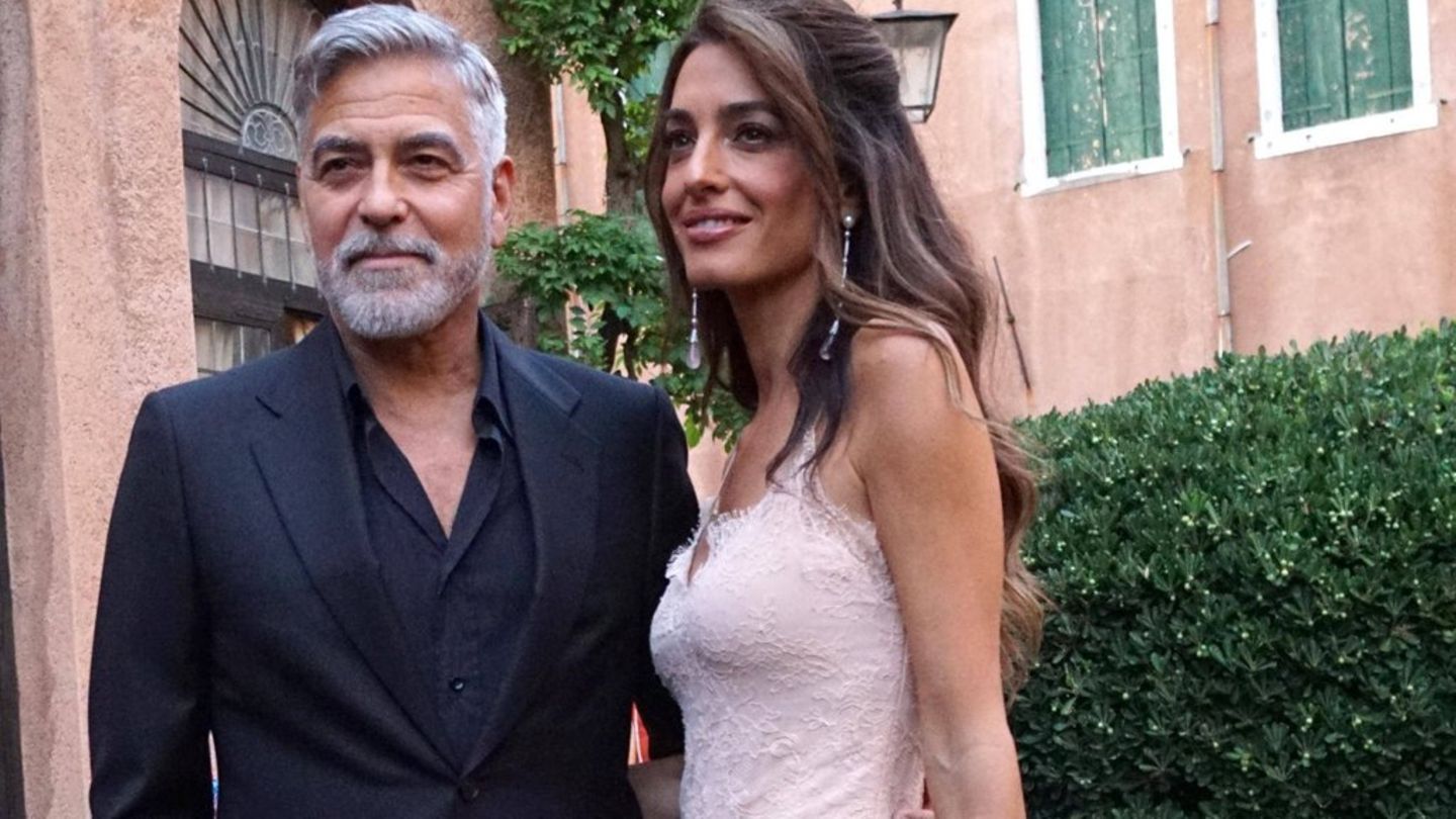 George und Amal Clooney: Verliebte Küsse in Italien