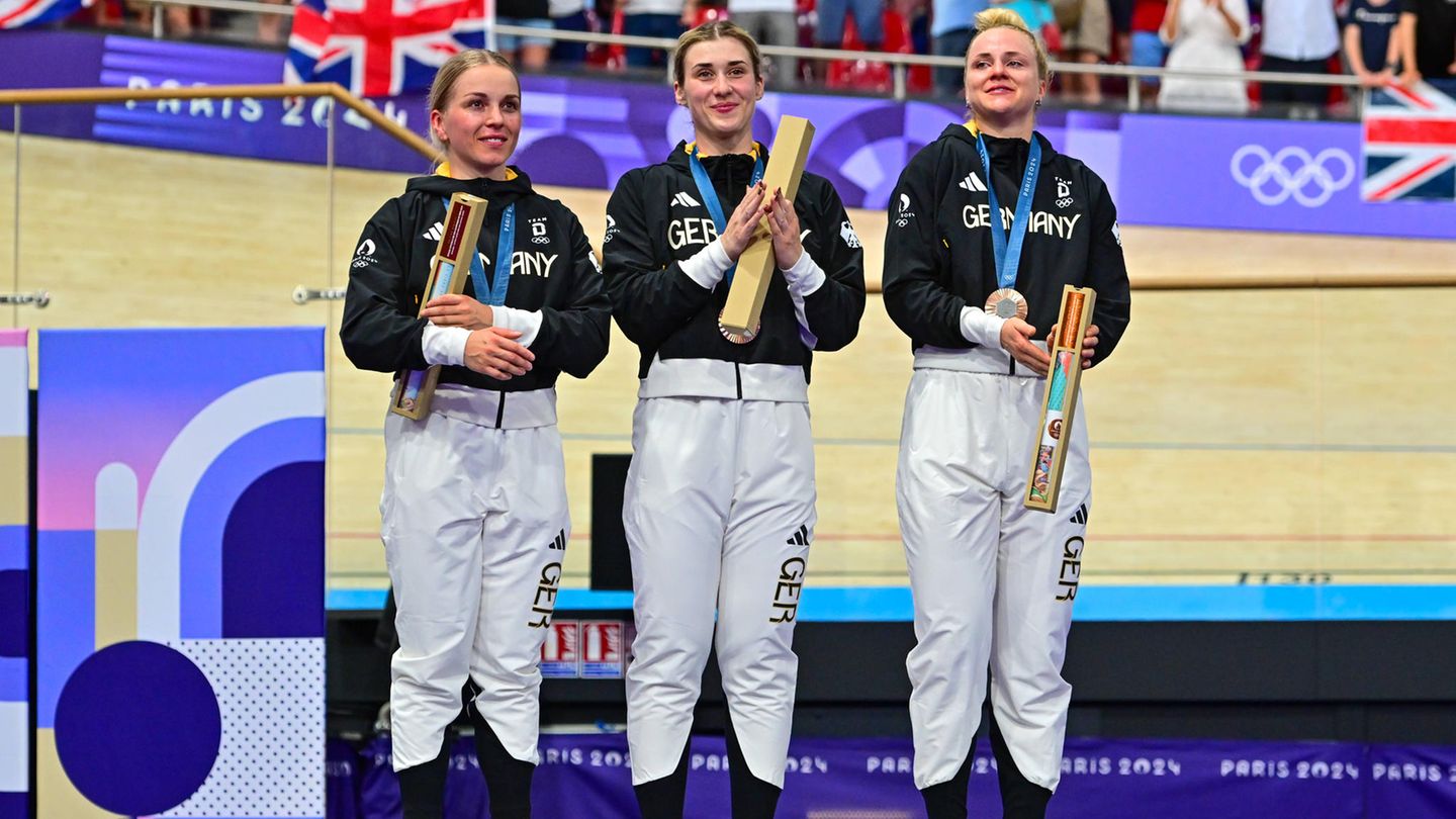 Pauline Grabosch, Emma Hinze und Lea Friedrich holten im Velodrom National Saint-Quentin-en-Yvelines Olympia-Bronze