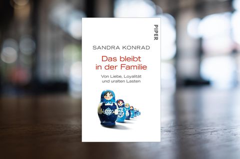 Cover: "Das bleibt in der Familie" von Sandra Konrad
