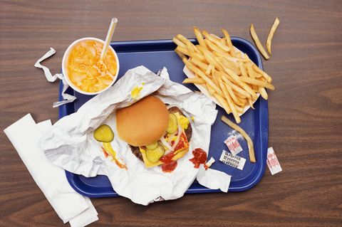 Burger, Pommes, Coca Cola – eine Ernährung, die krank machen könnte