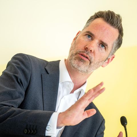 Das Bürgergeld fällt laut Christian Dürr, FDP-Fraktionschef, "aktuell 14 bis 20 Euro im Monat zu hoch aus"