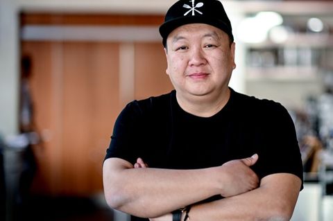 The Duc Ngo (50) - hier in seinem Restaurant "Funky Fisch" an der Berliner Kantstraße - erregte