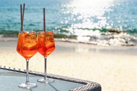 Kaum ein Getränk ist beliebter als dieser hier: Aperol Spritz