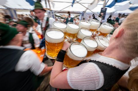 Gaufest des Chiemgauer Alpenverbandes 2024: Im Ausland denken viele vor allem an Bier, wenn sie an Deutschland denken