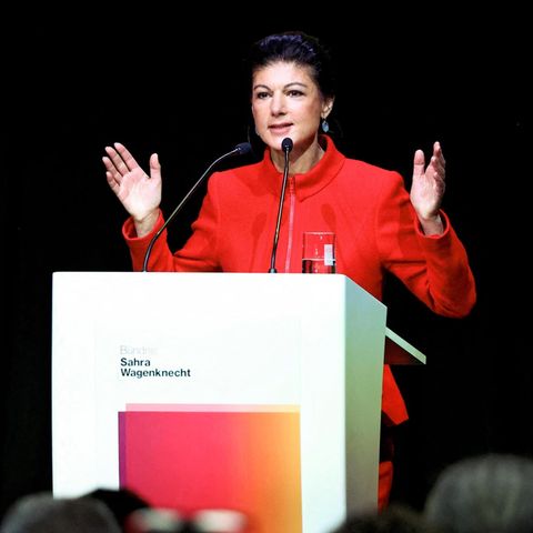 Sahra Wagenknecht spricht bei der Gründungsveranstaltung des BSW