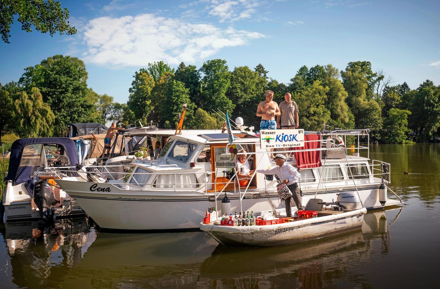 Kiosk auf dem Wasser in Brandenburg