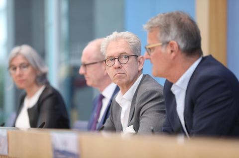 Bundespressekonferenz mit Lobbyisten aus dem Gesundheitswesen, 11.04.2024