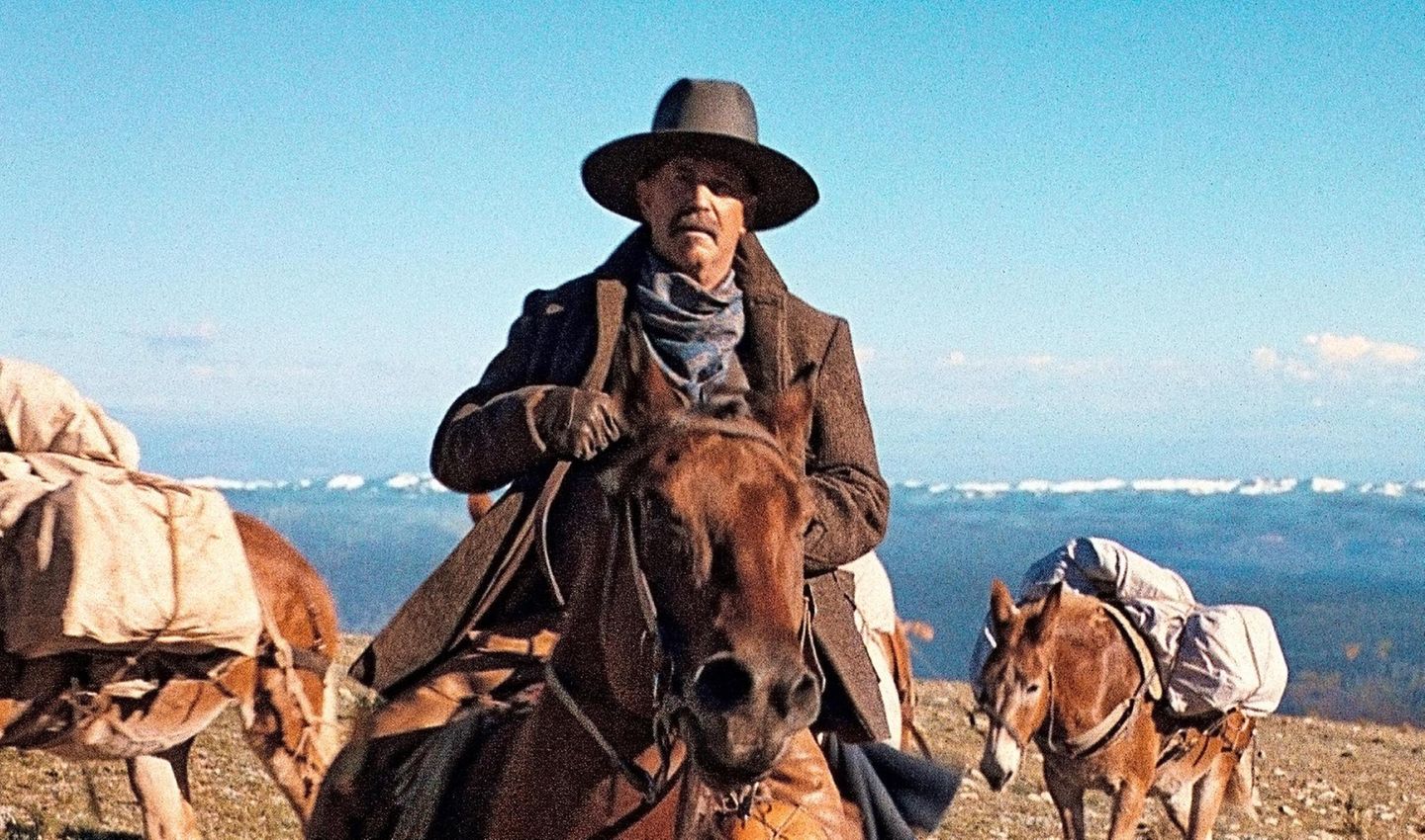 Pressefoto Filmszene Horizon mit Kevin Costner Pressefoto Filmszene Horizon mit Kevin Costner