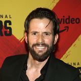 Christian Klepser, besser bekannt als Christian Oliver, verstarb am 4. Januar im Alter von nur 51 Jahren bei einem Flugzeugabsturz in der Karibik. Auch seine beiden Töchter im Alter von zehn und zwölf Jahren kamen dabei ums Leben. Oliver war bekannt durch seine Rolle als Kommissar Jan Richter in der RTL-Serie "Alarm für Cobra 11 – Die Autobahnpolizei". In Hollywood spielte er in Filmen wie "Operation Walküre", "Speed Racer" und "The Good German – In den Ruinen von Berlin"