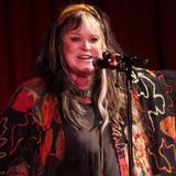 Melanie Safka, eine US-amerikanische Sängerin und Liedermacherin, verstarb am 23. Januar nach einer Krankheit. Sie war eine der Entdeckungen des legendären Woodstock-Festivals, trat dort mit 22 Jahren als eine von nur drei Solokünstlerinnen auf. Ihr erster großer Hit war "Lay Down (Candles in the Rain)". Bekannt ist auch ihre Coverversion des Rolling-Stones-Klassikers "Ruby Tuesday"