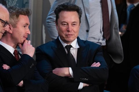 Gespräch mit Trump: Was verspricht sich Elon Musk davon? (Video)
