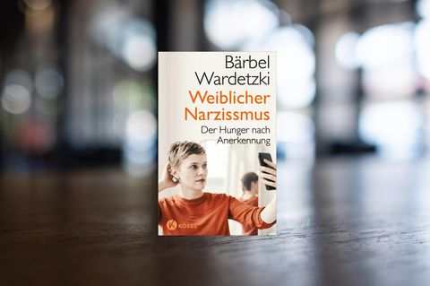 Cover: "Weiblicher Narzissmus" von Bärbel Wardetzki