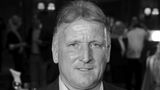 Andreas Brehme starb in der Nacht auf den 20. Februar im Alter von 63 Jahren an einem Herzinfarkt. Er bestritt insgesamt 86 Länderspiele für die deutsche Nationalelf. Der Siegtorschütze aus dem WM-Finale 1990 gegen Argentinien nahm an drei Weltmeisterschaften teil. Nach seiner Spielerkarriere trainierte er den 1. FC Kaiserslautern, die SpVgg Unterhaching und war Co-Trainer beim VfB Stuttgart.