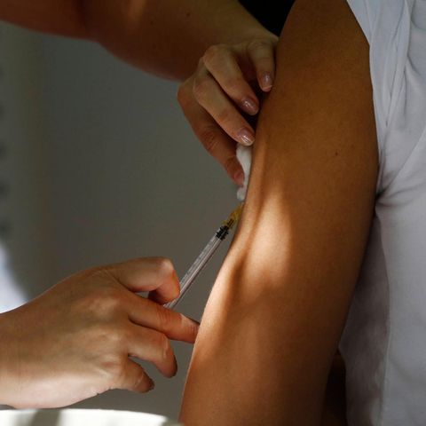 Gegen MPox, umgangssprachlich Affenpocken genannt, gibt es eine Impfung