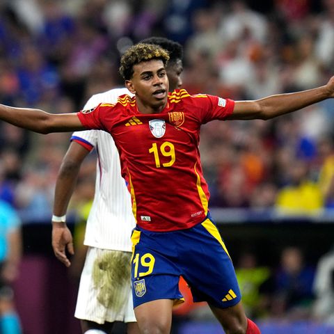 Lamine Yamal im Halbfinalspiel zwischen Spanien und Frankreich