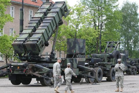 Patriot-Abwehrsysteme in einer US-amerikanischen Militärbasis