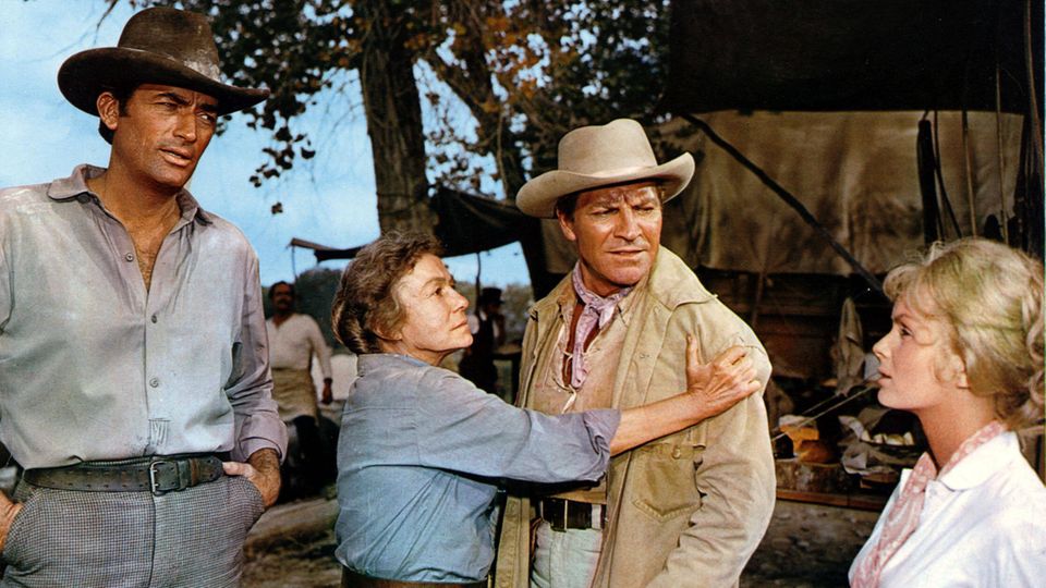 Gregory Peck, Thelma Ritter, Robert Preston and Debbie Reynolds "That was the Wild West"