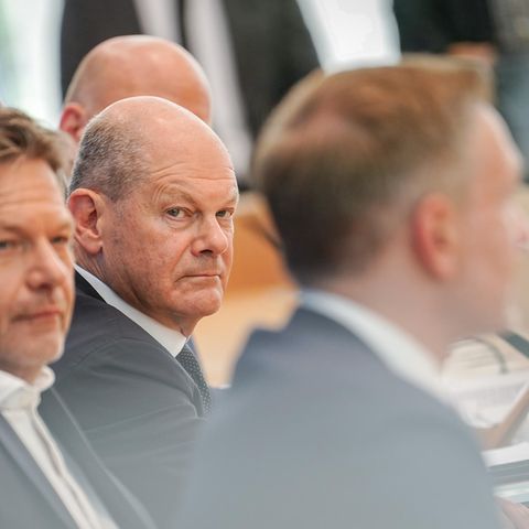Kanzler Olaf Scholz, Vizekanzler Robert Habeck und Finanzminister Christian Lindner