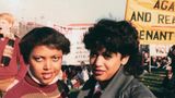 Harris und eine Freundin auf einer Anti-Apartheid-Demo