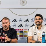 Der Junge aus Gelsenkirchen auf dem Höhepunkt: Bundestrainer Hansi Flick macht İlkay Gündoğan im September 2023 zum Kapitän der Nationalmannschaft. "Ich blicke mit sehr viel Stolz auf 82 Länderspiele für mein Heimatland zurück", sagte er nun zu seinem Rücktritt