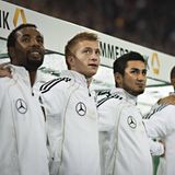 Im Oktober des Jahres geht es mit Marco Reus und Co. dann in der Kreis der Nationalmannschaft weiter. Seine Premiere feiert er gegen Belgien in Düsseldorf