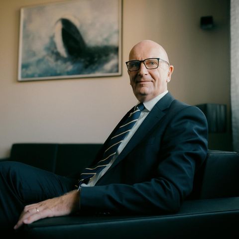 Portrait shot of Dietmar Woidke