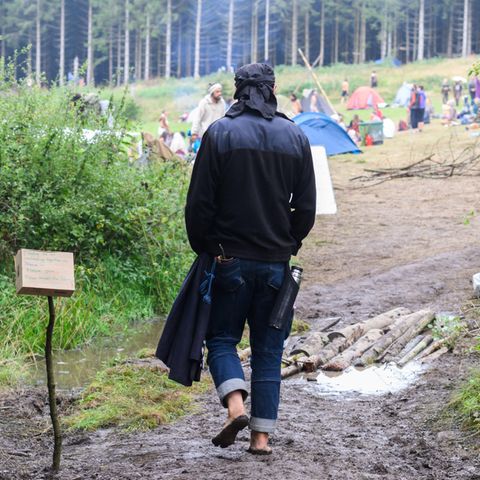 Mitglieder der Hippie-Gruppe "Rainbow-Family" campieren illegal im Harz
