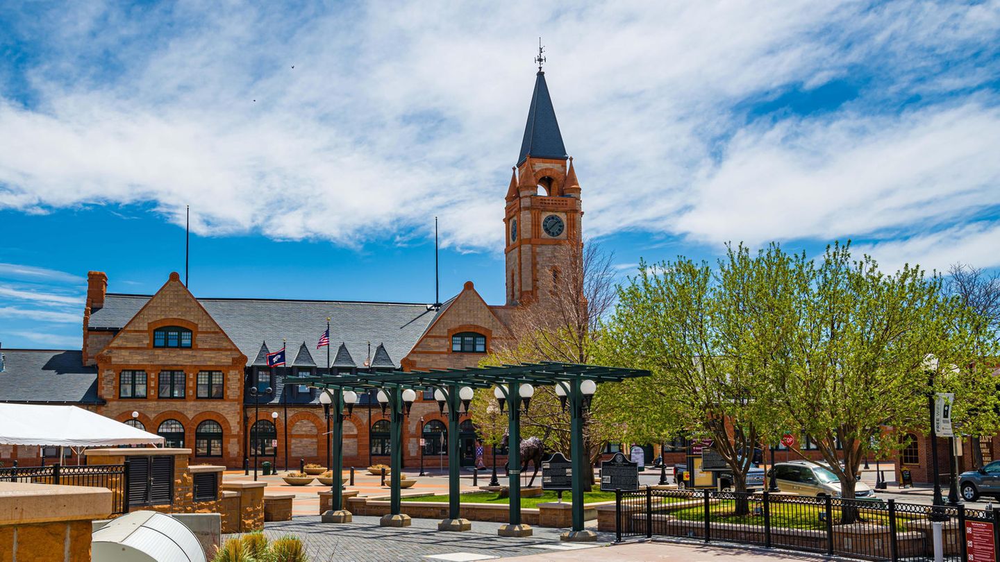 Die Depot Plaza im Herzen von Cheyenne: Bekommt die Stadt den KI-Chatbot ChatGPT als Bürgermeister?