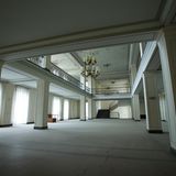 Blick in eines der Gebäude der ehemaligen Jugendhochschule der Freien Deutschen Jugend