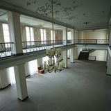 Blick in eines der Gebäude der ehemaligen Jugendhochschule der Freien Deutschen Jugend