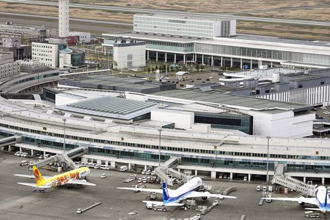 Der Flughafen Neu Chitose im Norden Japans