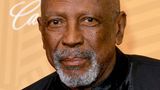 Der US-Schauspieler Louis Gossett Jr. starb am 29. März im Alter von 87 Jahren. Gossett gewann im April 1983 mit damals 46 Jahren als erster schwarzer Nebendarsteller den Oscar für seine Rolle in dem Film "Ein Offizier und Gentleman". Seine Fernsehrolle als Sklave in der Südstaatenserie "Roots" (1977) brachte ihm eine Emmy-Trophäe ein