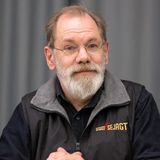 Der "Jäger" aus der ARD-Quizsendung "Gefragt – Gejagt", starb überraschend am 22. April im Alter von 68 Jahren. Nagorsnik arbeitete bis zu seinem Ruhestand als Bibliothekar in der Stadtbücherei Münster. Als leidenschaftlicher Quiz-Spieler hat er bei Quiz-Meisterschaften zahlreiche Titel gewonnen