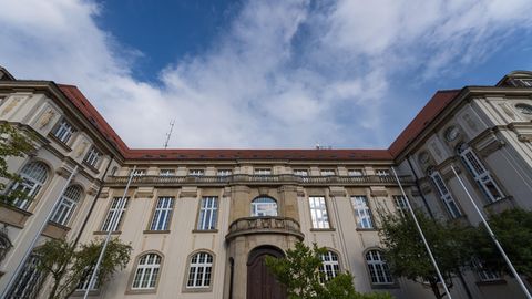 Fassade des Landratsamts in Bautzen