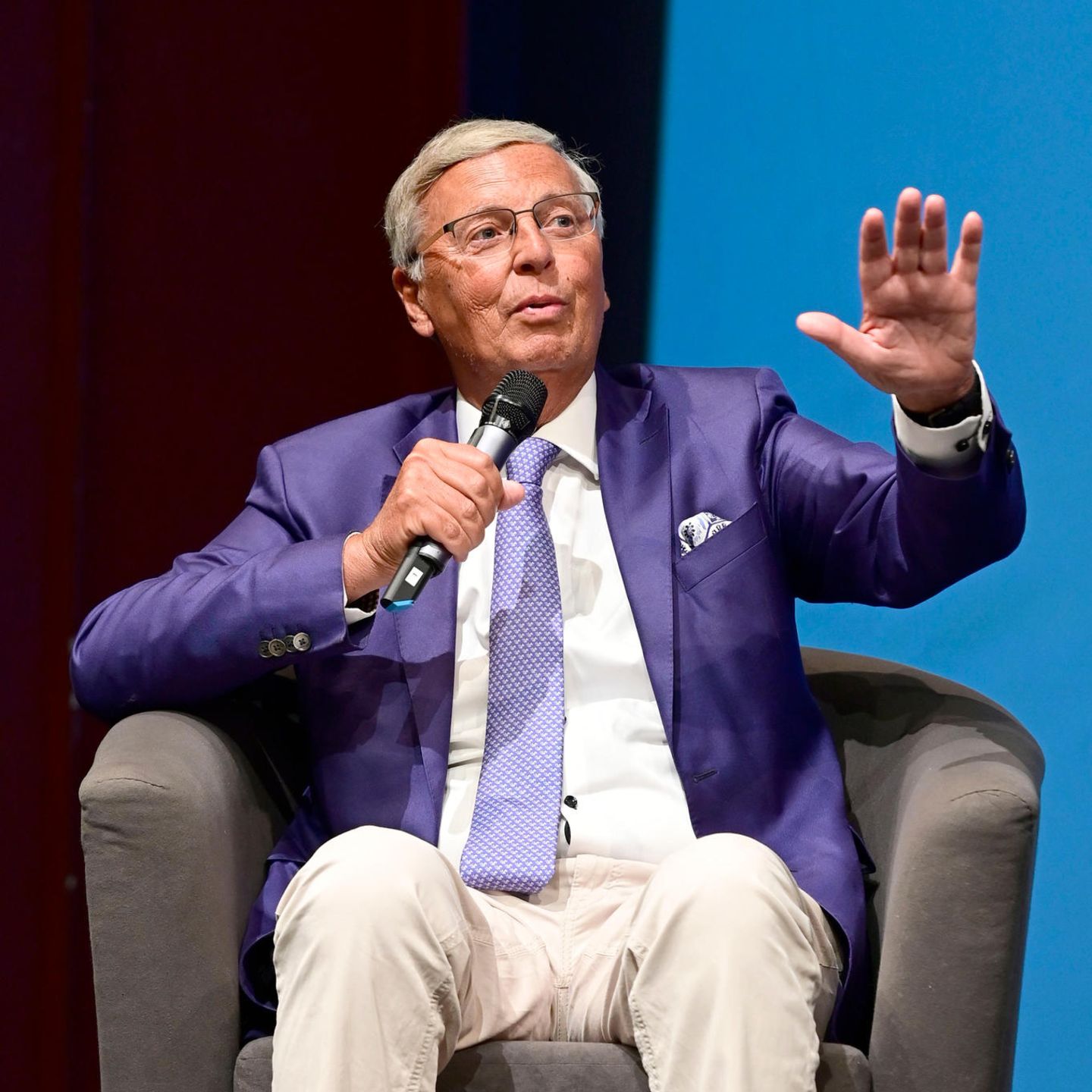 Wolfgang Bosbach ist die Wunderwaffe der CDU in Sachsen und Thüringen |  STERN.de