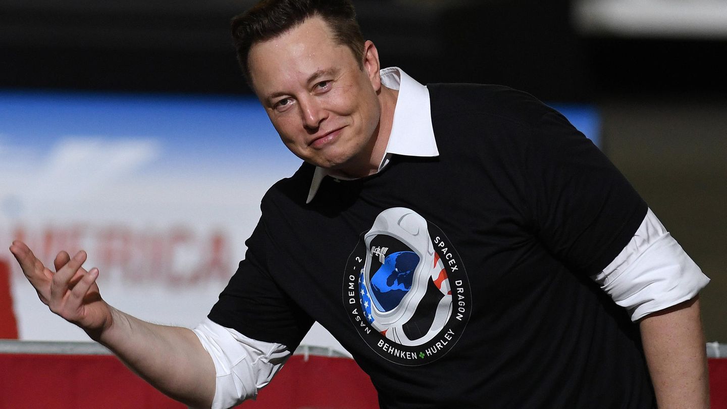 Elon Musk Elon Musk