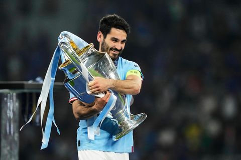 İlkay Gündoğan mit dem Champions League-Pokal