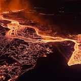 Island, Grindavik: Lava nach einem Vulkanausbruch