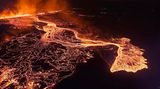 Island, Grindavik: Lava nach einem Vulkanausbruch