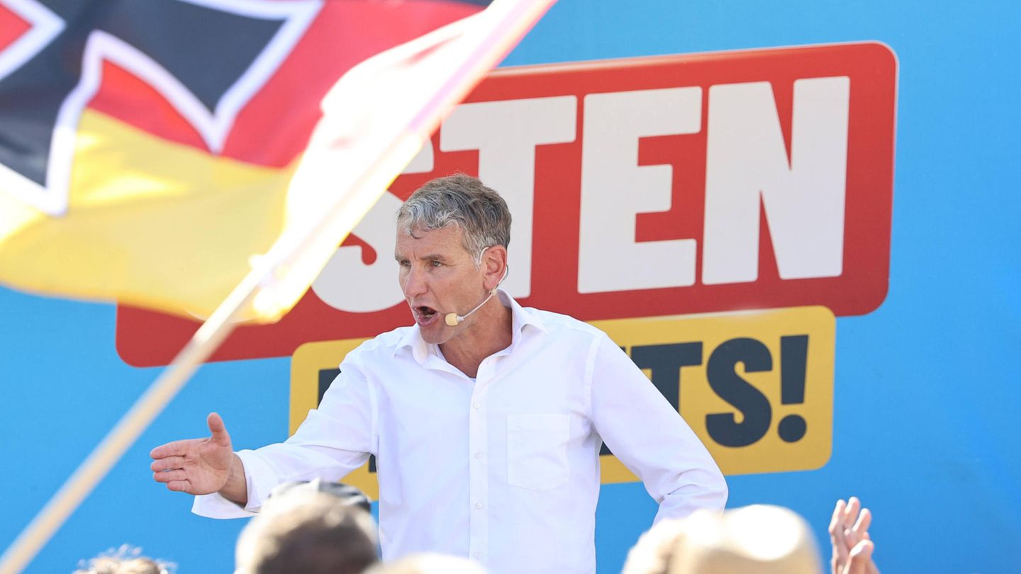 AfD-Thüringen-Chef Björn Höcke bei einer Wahlkampfveranstaltung in Sömmerda am Samstag AfD-Thüringen-Chef Björn Höcke bei einer Wahlkampfveranstaltung in Sömmerda am Samstag