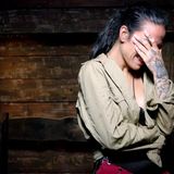 Elena Miras geht der ewige Zwist im Camp besonders nahe. Obwohl sie als Letzte dazugestoßen ist, befindet sich ihre Motivation auf dem Nullpunkt. Eine Sache setzt ihr besonders zu: Sie vermisst ihre Tochter Aylen und möchte gerne Hause