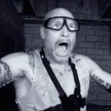 "Das ist der krankeste Scheiß, den ich je in meinem Leben mitgemacht habe." Sagt Thorsten Legat, der in seinem Leben weiß Gott schon einiges durchgemacht hat. Er musste für die Prüfung in den "Grauen Knast" steigen - sein Gesicht spricht Bände