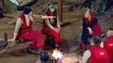 Der Streit vom Vortag hat im Dschungelcamp seine Spuren hinterlassen. "Wisst ihr was? Nehmt die Sterne, fickt euch!", hatte Georgina Fleur nach der Dschungelprüfung Sarah Knappik und Kader Loth an den Kopf geschleudert. Worte, die auch am nächsten Tag noch für Zwist sorgen 