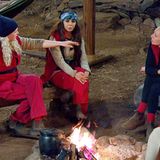 Der Streit vom Vortag hat im Dschungelcamp seine Spuren hinterlassen. "Wisst ihr was? Nehmt die Sterne, fickt euch!", hatte Georgina Fleur nach der Dschungelprüfung Sarah Knappik und Kader Loth an den Kopf geschleudert. Worte, die auch am nächsten Tag noch für Zwist sorgen 