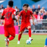 Hiroki Ito im Trikot des FC Bayern
