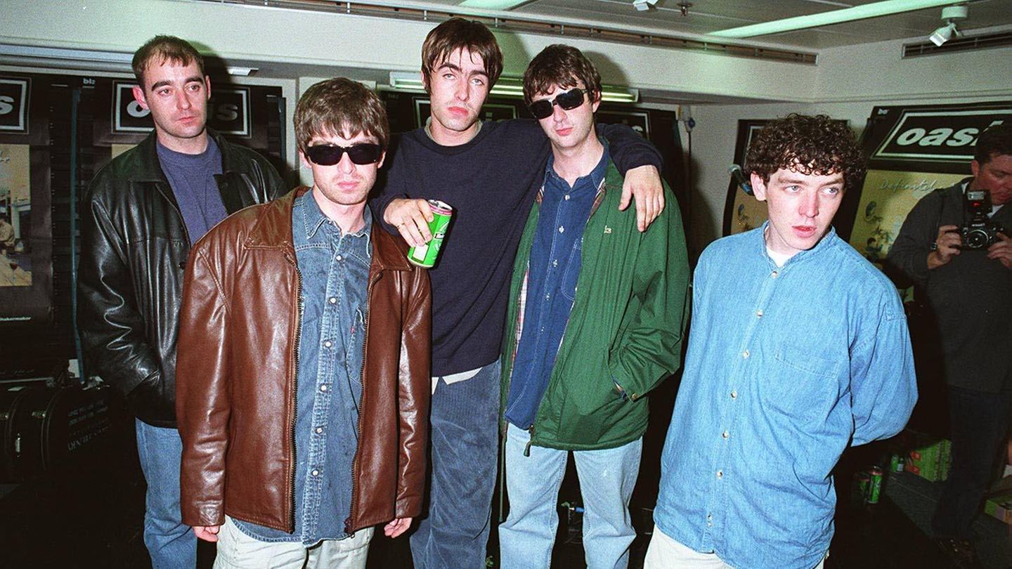 Oasis in den Neunzigerjahren Oasis in den Neunzigerjahren