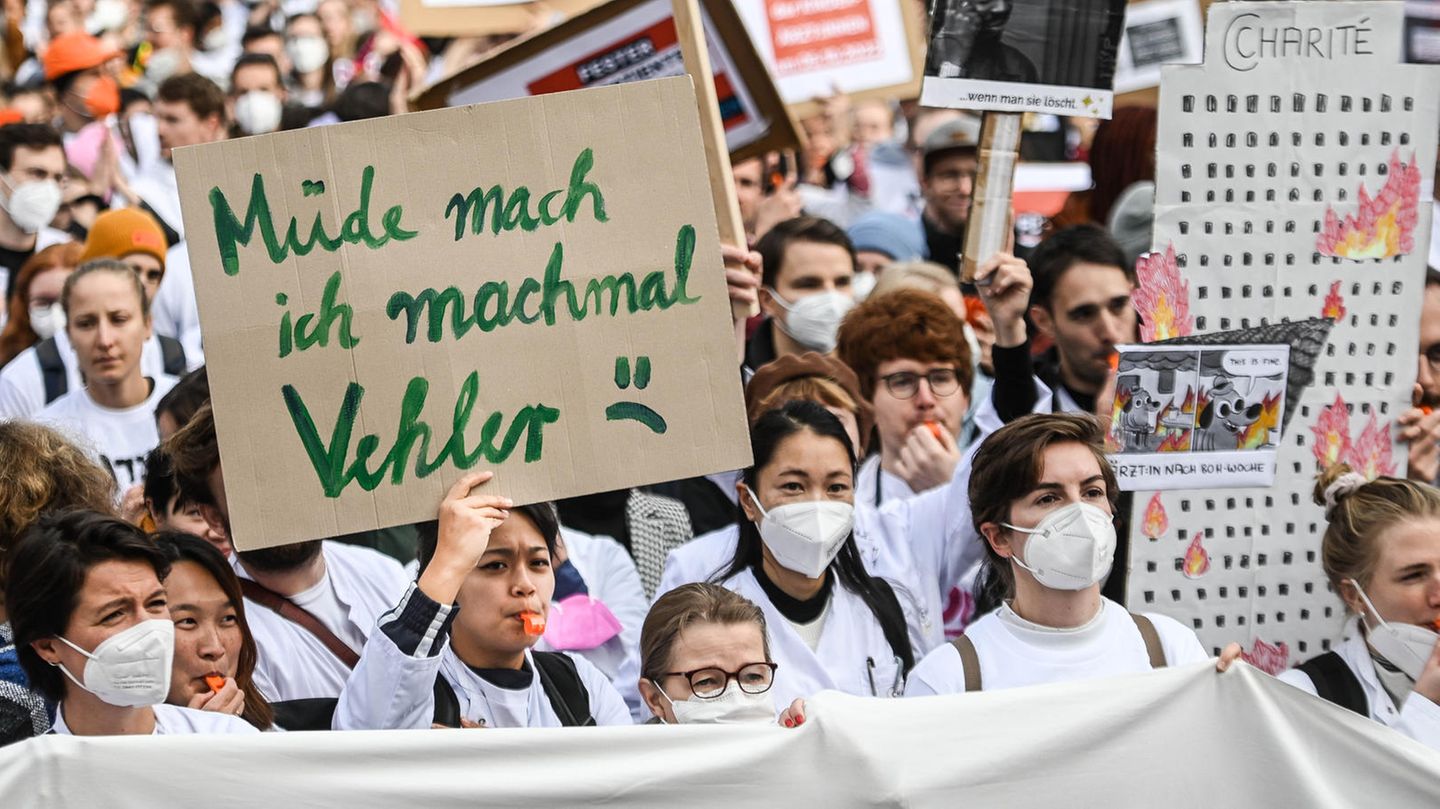 Gefährliche Überlastung Ärztestreik der Charité Berlin