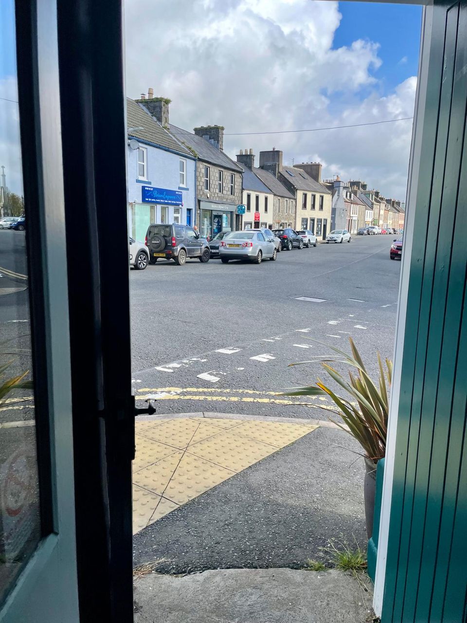 Blick auf Wigtown vom Buchladen "The Open Book"