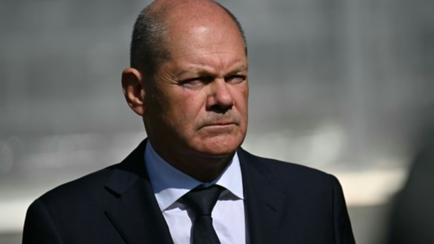 Scholz expresses 'grief and anger' over discovery of six dead Hamas hostages